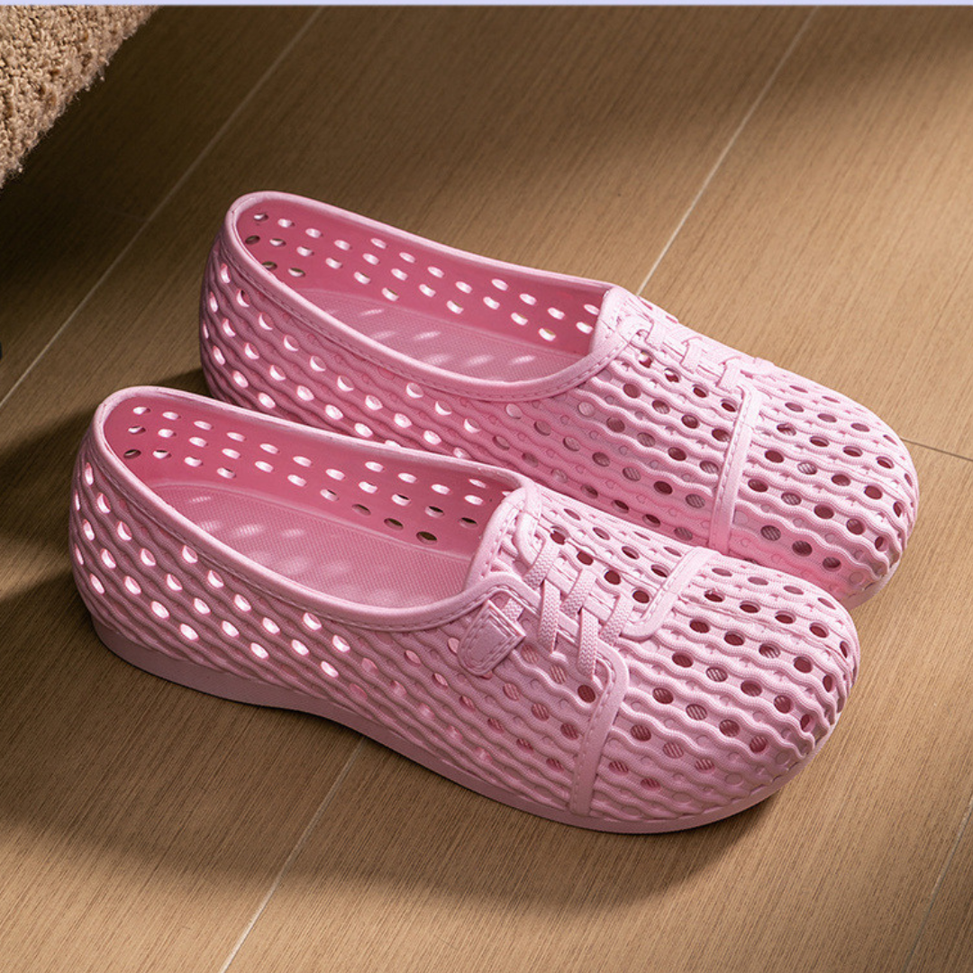 ComoFeet Women Sandals Lightweight Slip-on Soft Sole Non-Slip Casual Summer