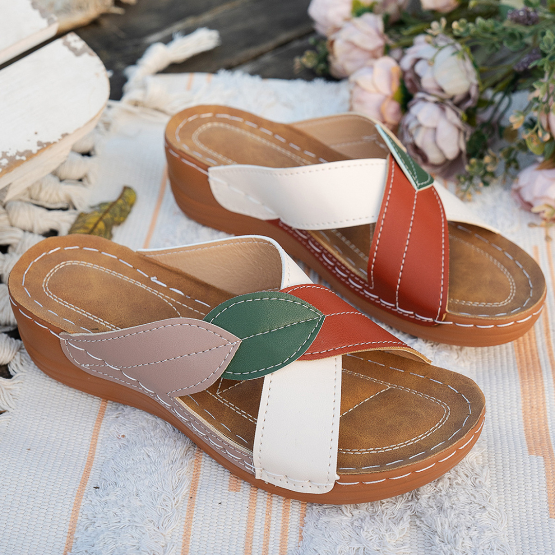CMF Women Sandals Arch Support Comfortable Lightweight Soft-cushioned Sole Slip-on Retro Design for Summer